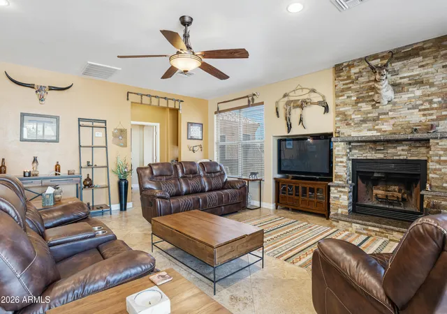 Homes for sale in Apache Junction, AZ | 83 S Geronimo Rd, Apache Junction, AZ 85119 | MLS# 7046134