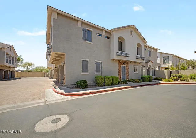 Photo 3 of Townhouse for sale at 2150 E Bell Rd #1155, Phoenix, AZ 85022 | MLS# 7055721 | Listing updated on 2026-08-11