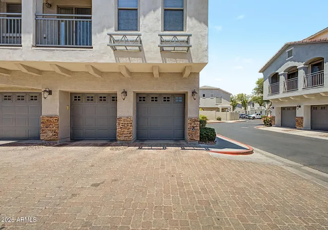 Photo 3 of Townhouse for sale at 2150 E Bell Rd #1155, Phoenix, AZ 85022 | MLS# 7055721 | Listing updated on 2026-08-11