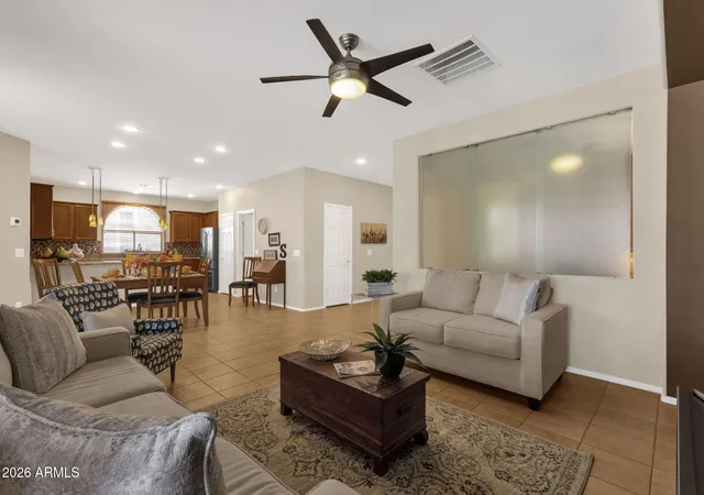 4th image of 5460 S Marigold Wy, Gilbert, AZ 85298 | MLS# 7057506