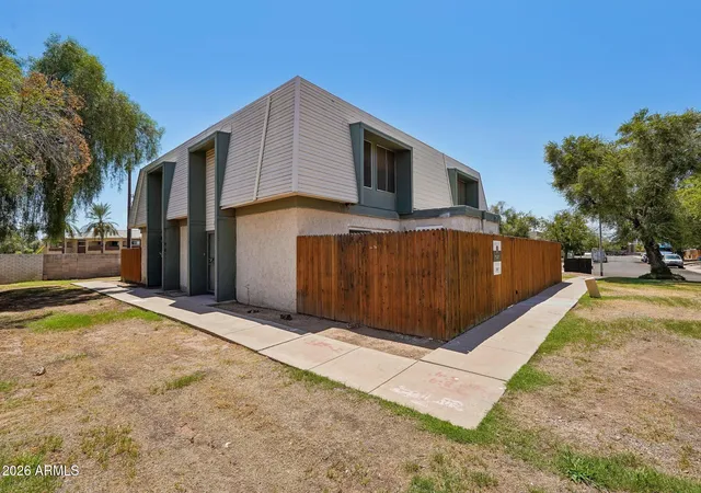 1st image of 5919 W Golden Ln, Glendale, AZ 85302 | MLS# 7043168