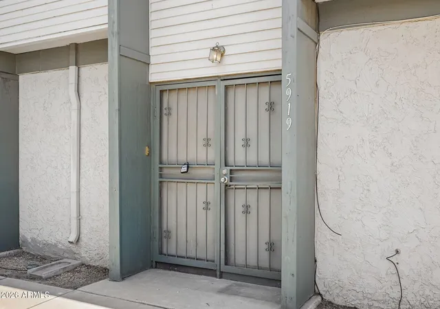 21st image of 5919 W Golden Ln, Glendale, AZ 85302 | MLS# 7043168