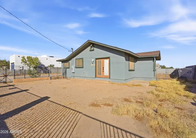 Homes for sale in Wittmann, AZ | 32225 N Center St N, Wittmann, AZ 85361 | MLS# 7043166