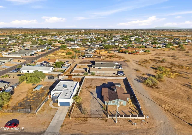 Homes for sale in Wittmann, AZ | 32225 N Center St N, Wittmann, AZ 85361 | MLS# 7043166