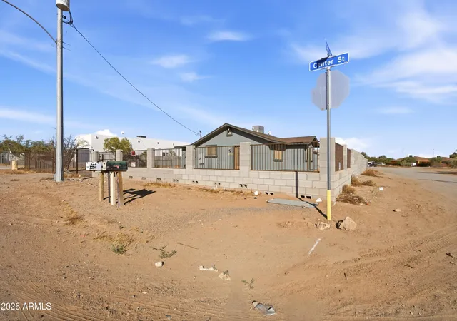Homes for sale in Wittmann, AZ | 32225 N Center St N, Wittmann, AZ 85361 | MLS# 7043166