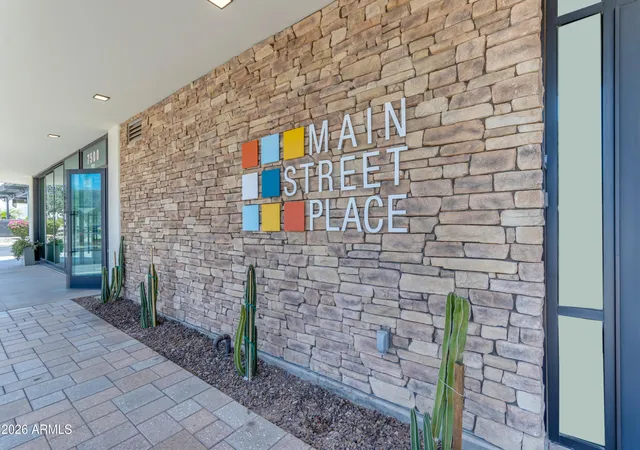 2nd image of 7502 E Main St #2004, Scottsdale, AZ 85251 | MLS# 7047921