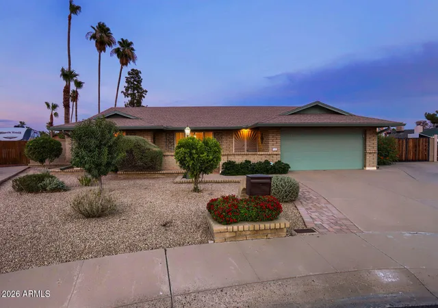 Photo 2 of Sale Pending at 3641 W Grandview Rd, Phoenix, AZ 85053 | MLS# 7043261 | Listing updated on 2026-07-16