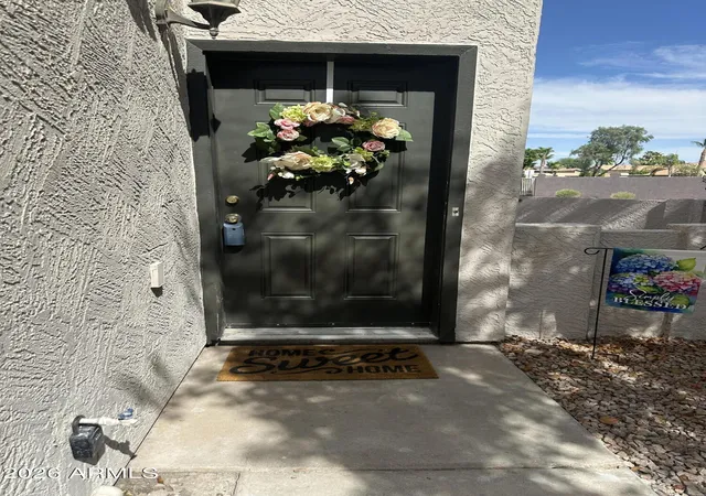 1st image of 1071 W Sandy Banks Dr, Gilbert, AZ 85233 | MLS# 7044379