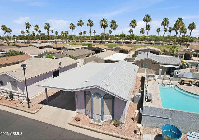 Photo 4 of Manufactured home for sale at 1952 E Bellerive Dr, Chandler, AZ 85249 | MLS# 7044321 | Listing updated on 2026-08-11