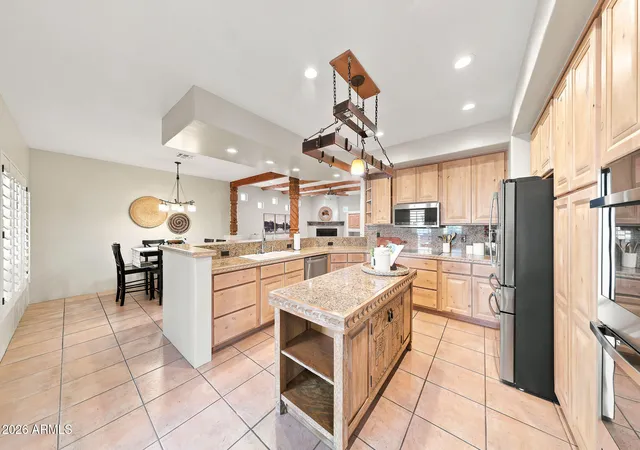 5th image of 1732 E Gelding Dr, Phoenix, AZ 85022 | MLS# 7054624