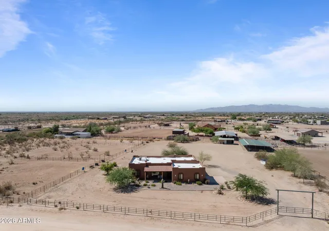 Homes for sale in Wittmann, AZ | 21223 W Restin Rd, Wittmann, AZ 85361 | MLS# 7043591