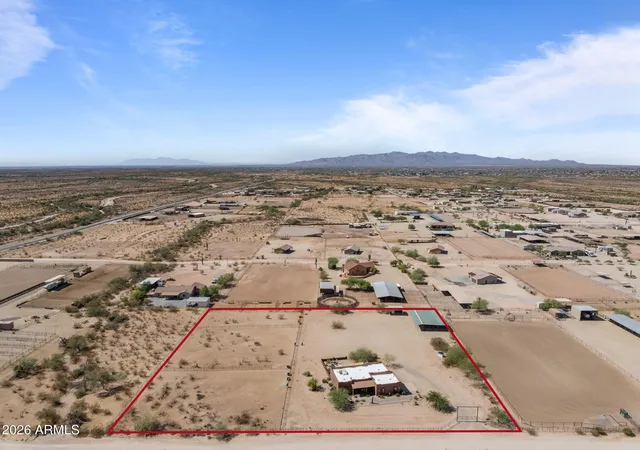 Homes for sale in Wittmann, AZ | 21223 W Restin Rd, Wittmann, AZ 85361 | MLS# 7043591