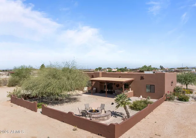 Homes for sale in Wittmann, AZ | 21223 W Restin Rd, Wittmann, AZ 85361 | MLS# 7043591