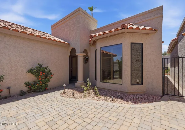 Photo 3 of Sale Pending at 6710 N 79th Place, Scottsdale, AZ 85250 | MLS# 7045604 | Listing updated on 2026-08-22