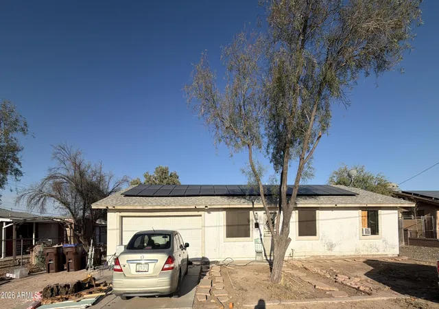 Photo 1 of Single family home for sale at 79 S Central Ave, Florence, AZ 85132 | MLS# 7044056 | Listing updated on 2026-08-11