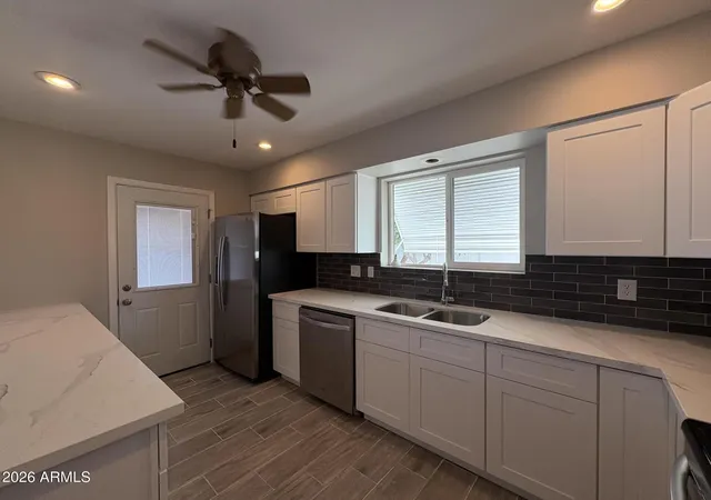 Photo 3 of Sale Pending at 3107 W Tuckey Ln, Phoenix, AZ 85017 | MLS# 7047420 | Listing updated on 2026-07-14