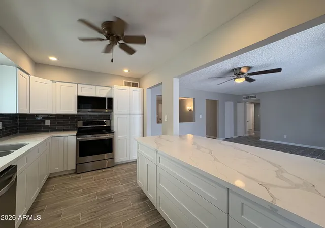 Photo 4 of Sale Pending at 3107 W Tuckey Ln, Phoenix, AZ 85017 | MLS# 7047420 | Listing updated on 2026-07-14