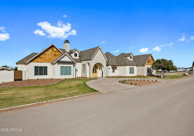 Photo 3 of Single family home for sale at 18212 E Navajo Dr, Queen Creek, AZ 85142 | MLS# 7043677 | Listing updated on 2026-09-14