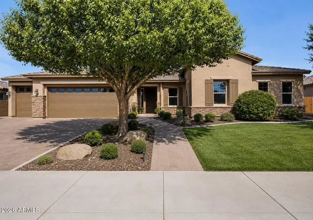 Photo 1 of Single family home for sale at 1681 S Sunset Dr, Chandler, AZ 85286 | MLS# 7044013 | Listing updated on 2026-07-15