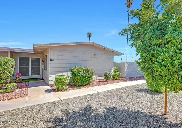 5th image of 10837 W Santa Fe Dr, Sun City, AZ 85351 | MLS# 7043761