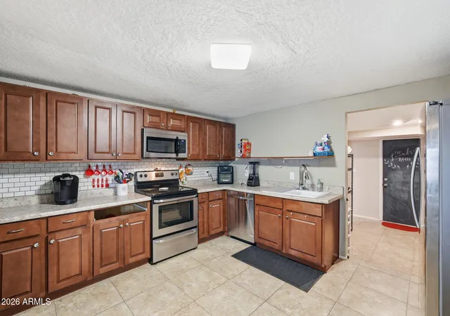 Photo 4 of Single family home for sale at 444 W Hess Ave, Coolidge, AZ 85128 | MLS# 7043852 | Listing updated on 2026-09-14