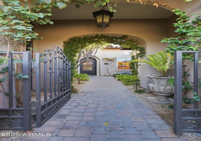 3rd image of 8932 E Mountain Spring Rd, Scottsdale, AZ 85255 | MLS# 7044111