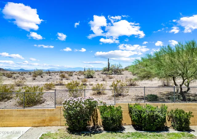 Photo 4 of Single family home for sale at 9114 W White Feather Ln, Peoria, AZ 85383 | MLS# 7043981 | Listing updated on 2026-10-01