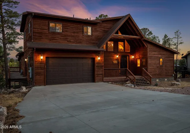 Photo 2 of Single family home for sale at 2231 Fairway Dr, Overgaard, AZ 85933 | MLS# 7043952 | Listing updated on 2026-10-07