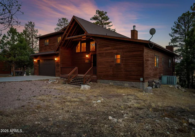 Photo 3 of Single family home for sale at 2231 Fairway Dr, Overgaard, AZ 85933 | MLS# 7043952 | Listing updated on 2026-10-07