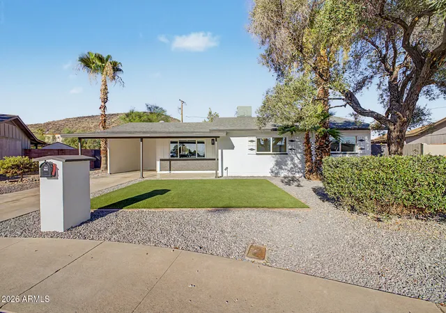 Photo 1 of Sale Pending at 11625 N 20th Avenue, Phoenix, AZ 85029 | MLS# 7044002 | Listing updated on 2026-09-08