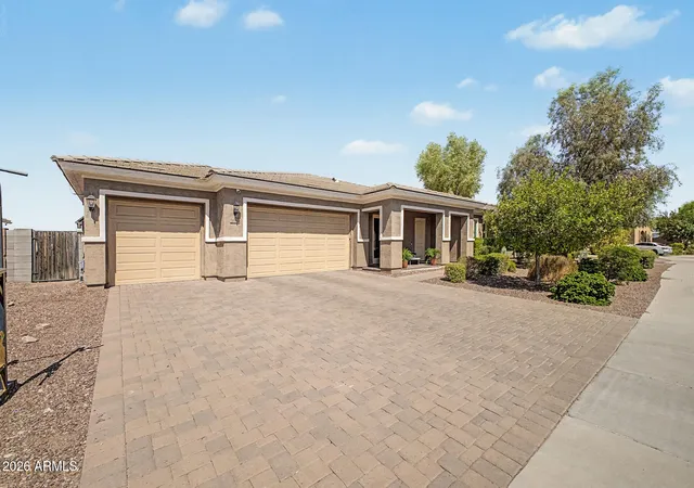 Photo 2 of Single family home for sale at 30913 N 27th Avenue, Phoenix, AZ 85085 | MLS# 7044172 | Listing updated on 2026-09-22