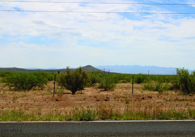 4th image of 401 Acres E Antelope Rd #37, Pearce, AZ 85625 | MLS# 7043972