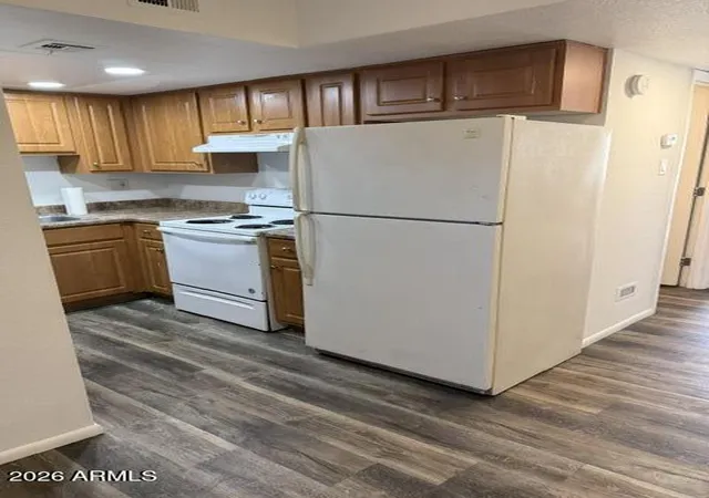 Photo 3 of Condo for sale at 3810 N Maryvale Pkwy #1049, Phoenix, AZ 85031 | MLS# 7043992 | Listing updated on 2026-07-01