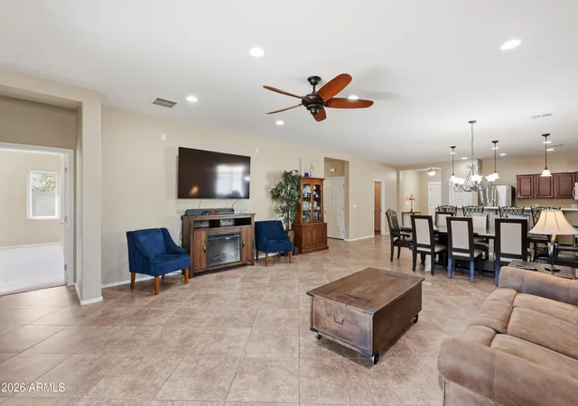 Homes for sale in Gilbert, AZ | 4869 S Stonecreek Blvd, Gilbert, AZ 85298 | MLS# 7044283