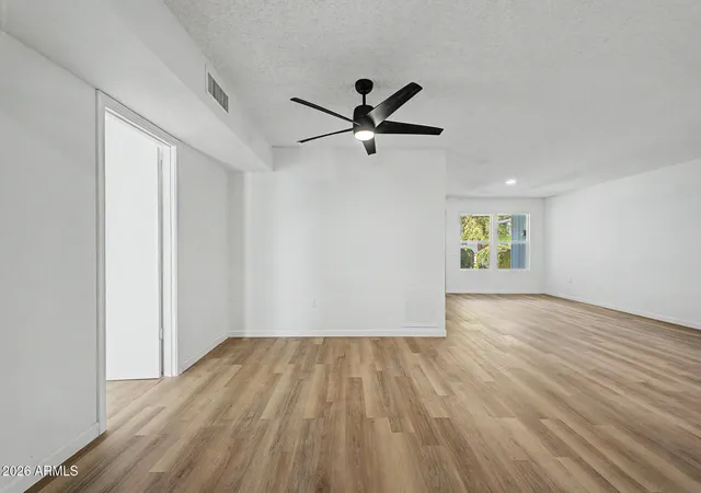 5th image of 10635 W Highwood Ln, Sun City, AZ 85373 | MLS# 7044282