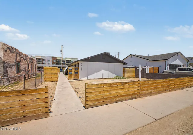 Photo 3 of Townhouse for sale at 1438 E Adams St, Phoenix, AZ 85034 | MLS# 7044182 | Listing updated on 2026-08-25