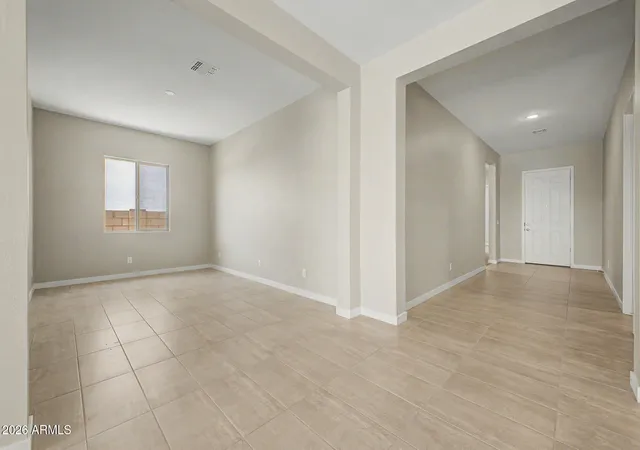 Photo 3 of Single family home for sale at 31525 N Wet Crk Rd, San Tan Valley, AZ 85143 | MLS# 7044959 | Listing updated on 2026-09-20