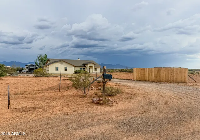 Homes for sale in Huachuca City, AZ | 1002 E Lena Wy, Huachuca City, AZ 85616 | MLS# 7044181