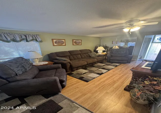 Photo 3 of Manufactured home for sale at 1541 W Yurok Cir, Apache Junction, AZ 85119 | MLS# 7044187 | Listing updated on 2026-08-11
