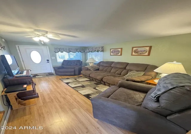 Photo 3 of Manufactured home for sale at 1541 W Yurok Cir, Apache Junction, AZ 85119 | MLS# 7044187 | Listing updated on 2026-08-11
