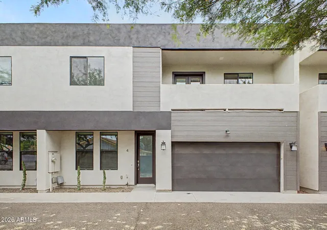 Photo 2 of Townhouse for sale at 3010 N 37th Street, Phoenix, AZ 85018 | MLS# 7044366 | Listing updated on 2026-09-29