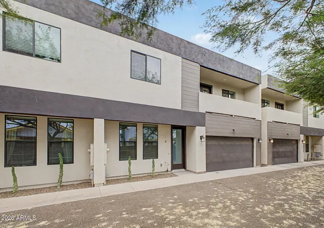 Photo 3 of Townhouse for sale at 3010 N 37th Street, Phoenix, AZ 85018 | MLS# 7044366 | Listing updated on 2026-09-29
