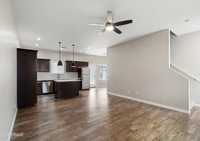 Photo 4 of Townhouse for sale at 3010 N 37th Street, Phoenix, AZ 85018 | MLS# 7044366 | Listing updated on 2026-09-29