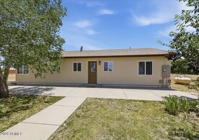 Photo 2 of Single family home for sale at 1303 S Road 1 W, Chino Valley, AZ 86323 | MLS# 7044288 | Listing updated on 2026-08-27
