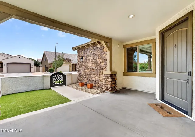 Photo 4 of Single family home for sale at 1872 W Swan Dr, Chandler, AZ 85286 | MLS# 7045299 | Listing updated on 2026-09-13