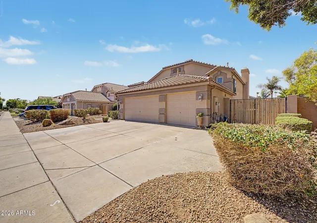 Homes for sale in Glendale, AZ | 7002 W Lone Cactus Dr, Glendale, AZ 85308 | MLS# 7044416