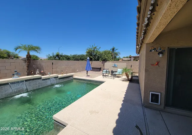 Homes for sale in Surprise, AZ | 15652 N 164Th Ln, Surprise, AZ 85388 | MLS# 7044497