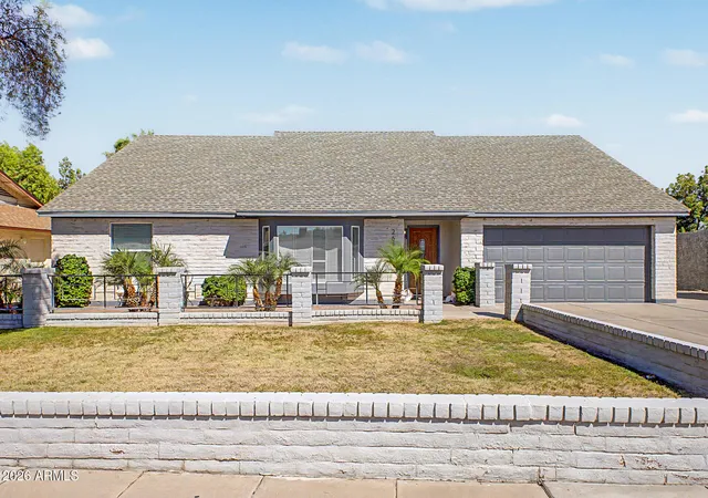Photo 2 of Single family home for sale at 2635 S Brooks Cir, Mesa, AZ 85202 | MLS# 7044595 | Listing updated on 2026-10-02