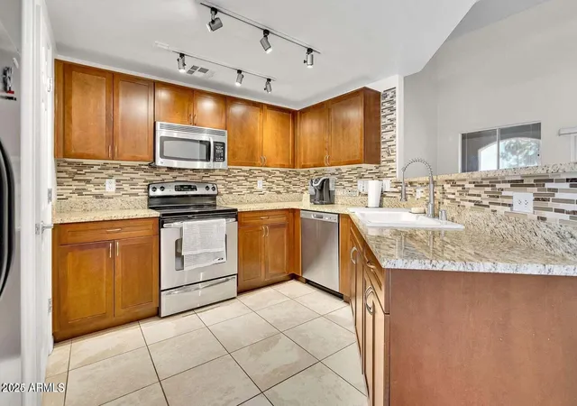 Photo 3 of Sale Pending at 1920 E Bell Rd #1061, Phoenix, AZ 85022 | MLS# 7044534 | Listing updated on 2026-08-11