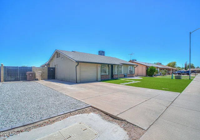 Homes for sale in Peoria, AZ | 7953 W Sahuaro Dr, Peoria, AZ 85345 | MLS# 7044564